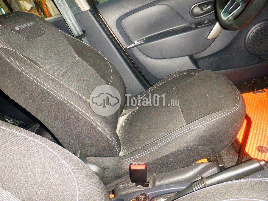 Фото Renault Sandero 44