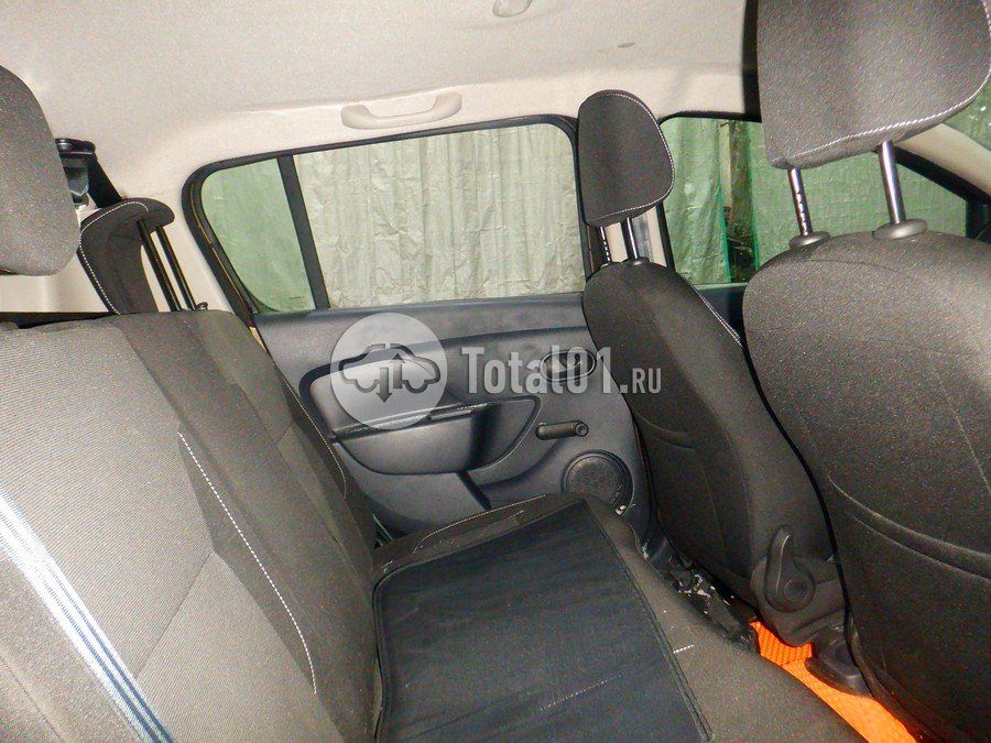 Фото Renault Sandero 48