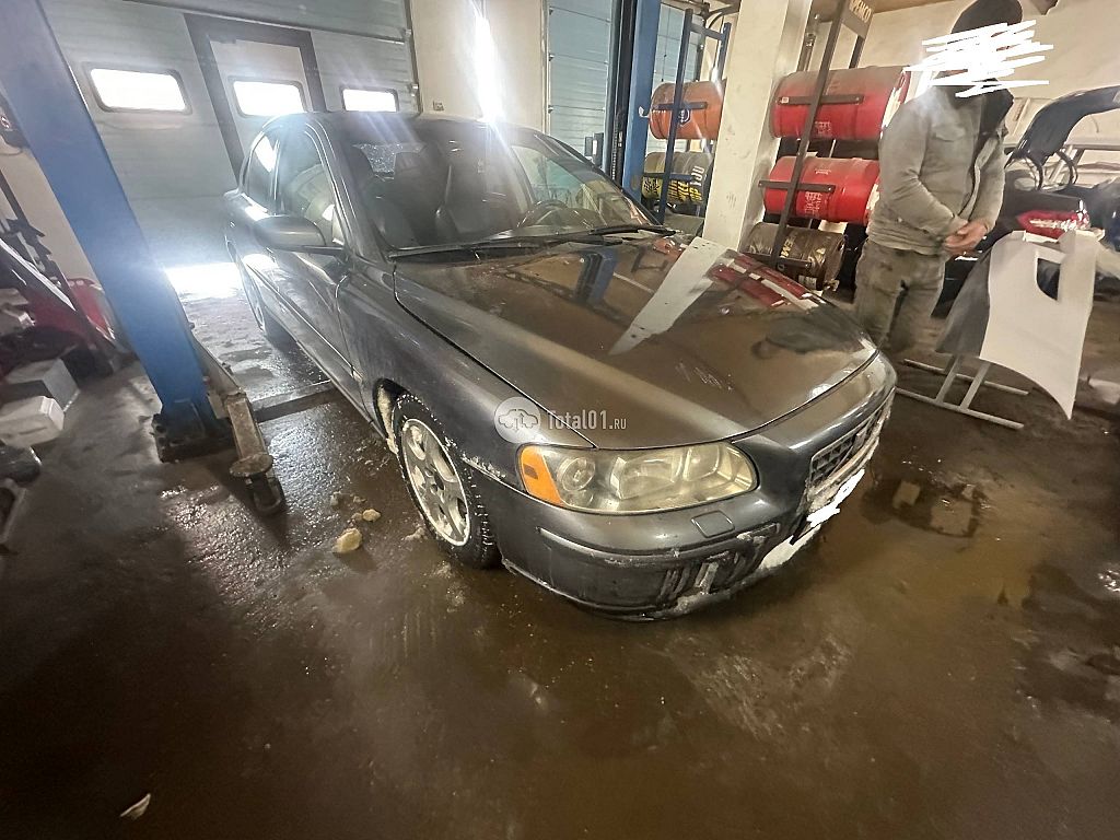 Фото Volvo S60 78