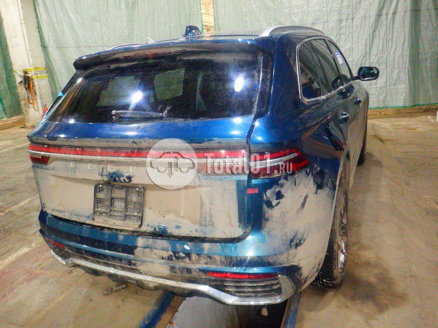 Фото Geely Monjaro 10