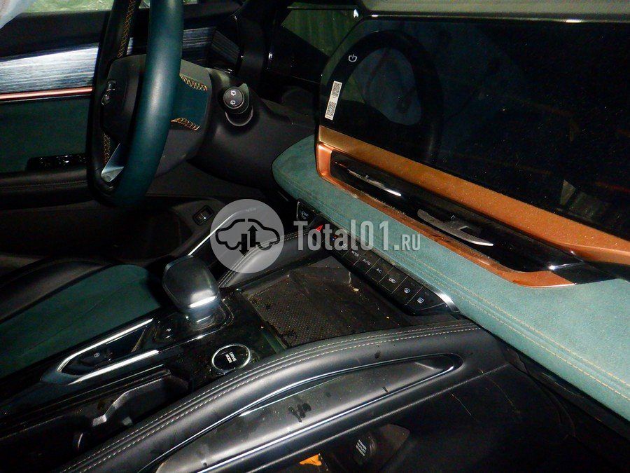 Фото Geely Monjaro 28