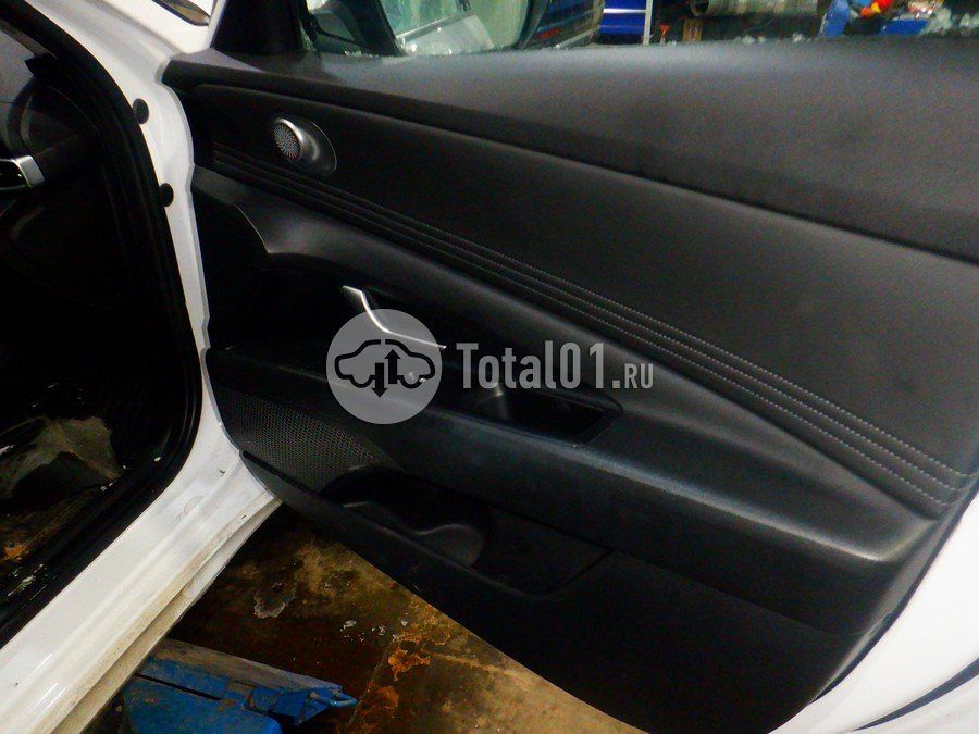 Фото Hyundai Elantra 20