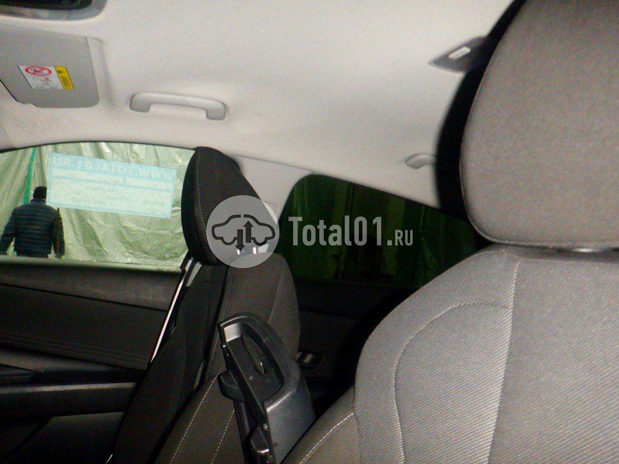 Фото Hyundai Elantra 78