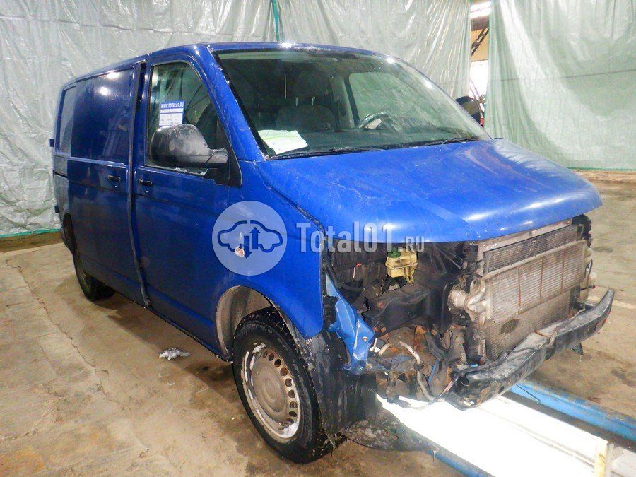 Фото Volkswagen Transporter 2