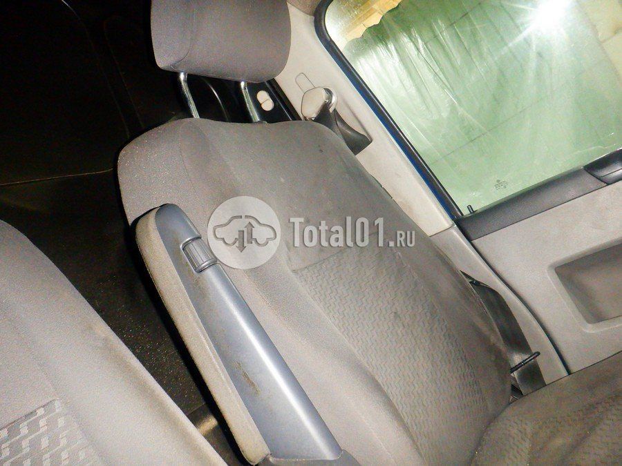 Фото Volkswagen Transporter 28