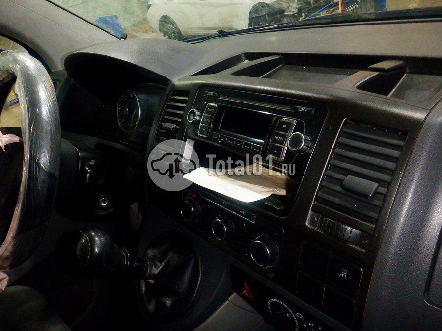 Фото Volkswagen Transporter 32