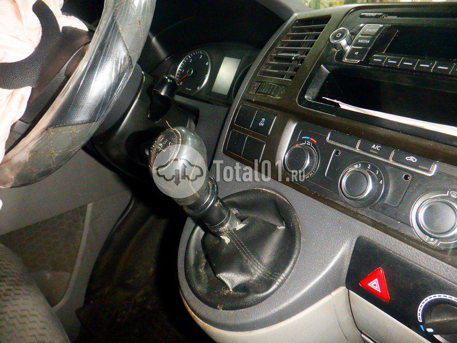 Фото Volkswagen Transporter 34