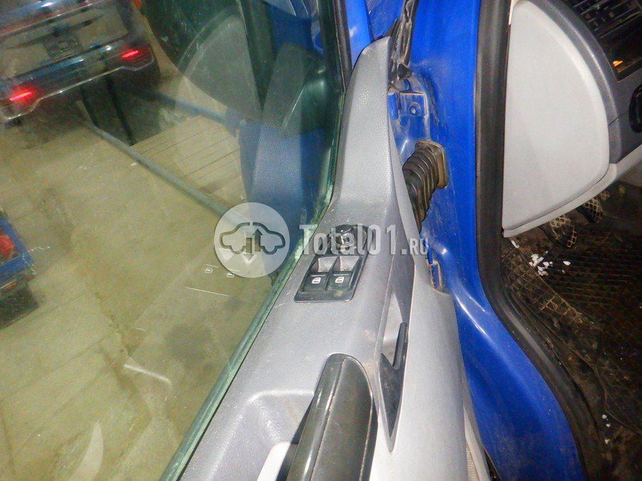 Фото Volkswagen Transporter 80