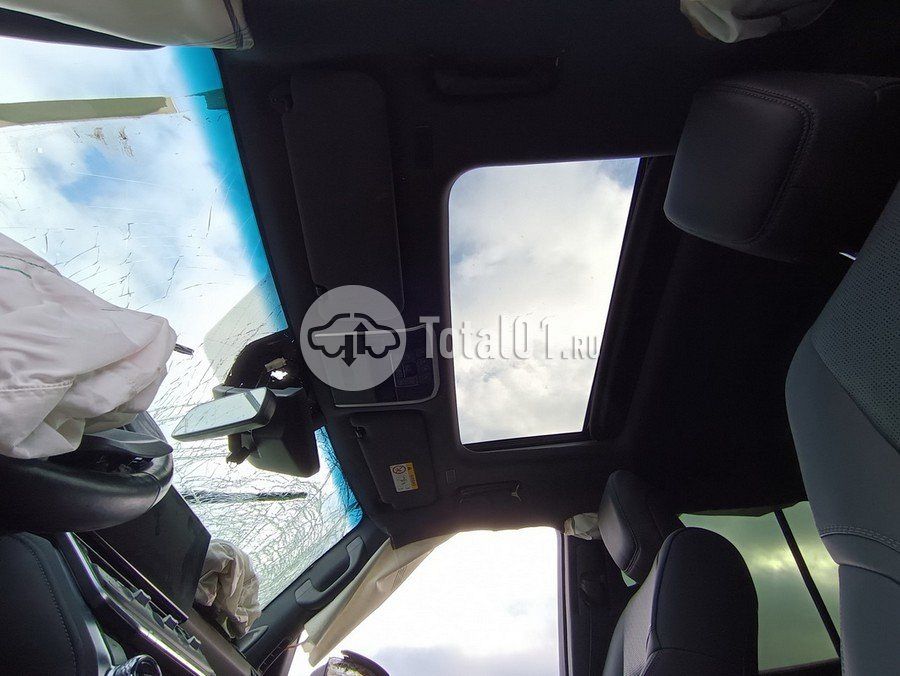 Фото Toyota Land Cruiser 106