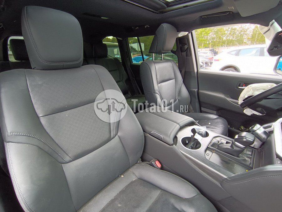 Фото Toyota Land Cruiser 164