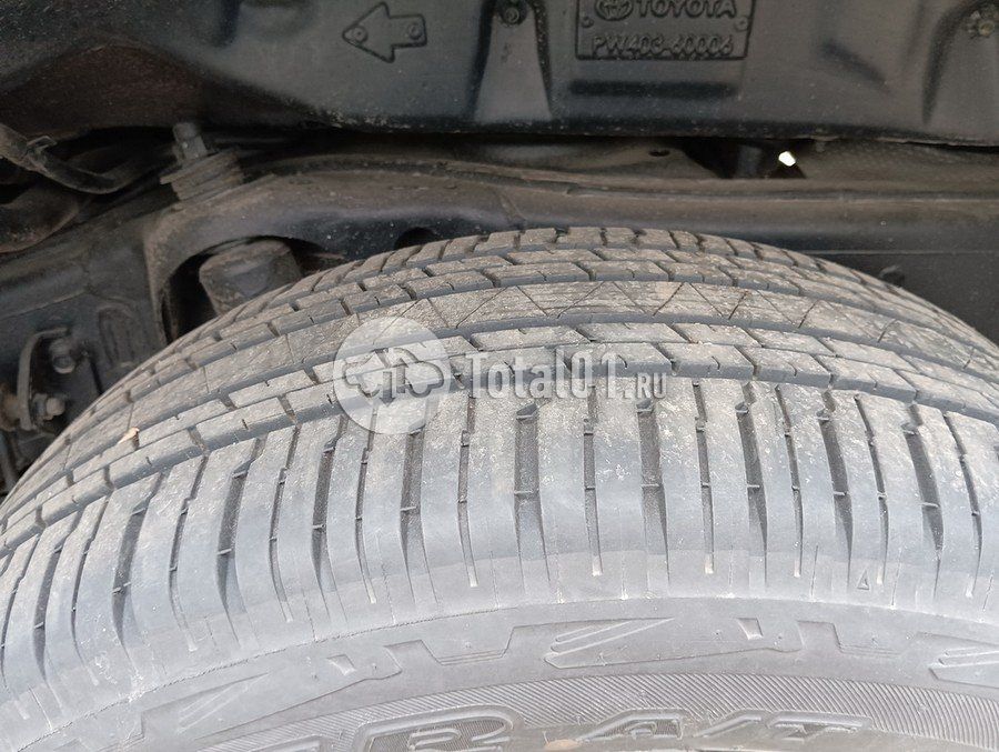 Фото Toyota Land Cruiser 190