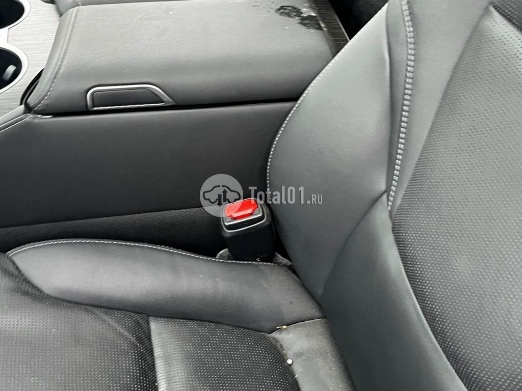 Фото Toyota Land Cruiser 220