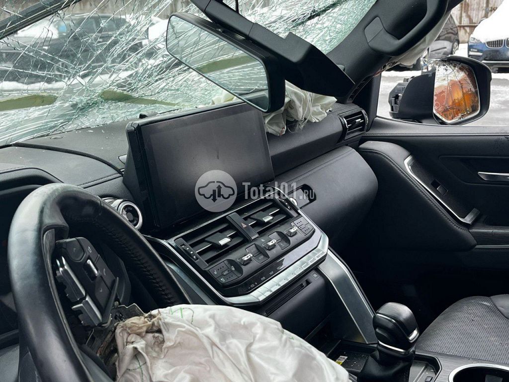 Фото Toyota Land Cruiser 228