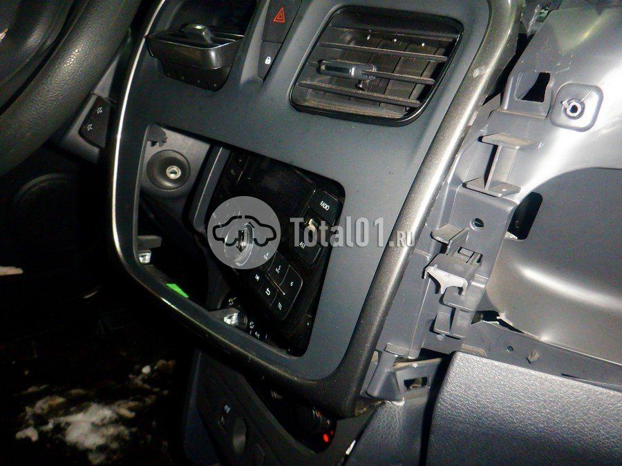 Фото Renault Logan 30