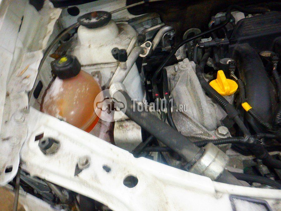 Фото Renault Logan 274