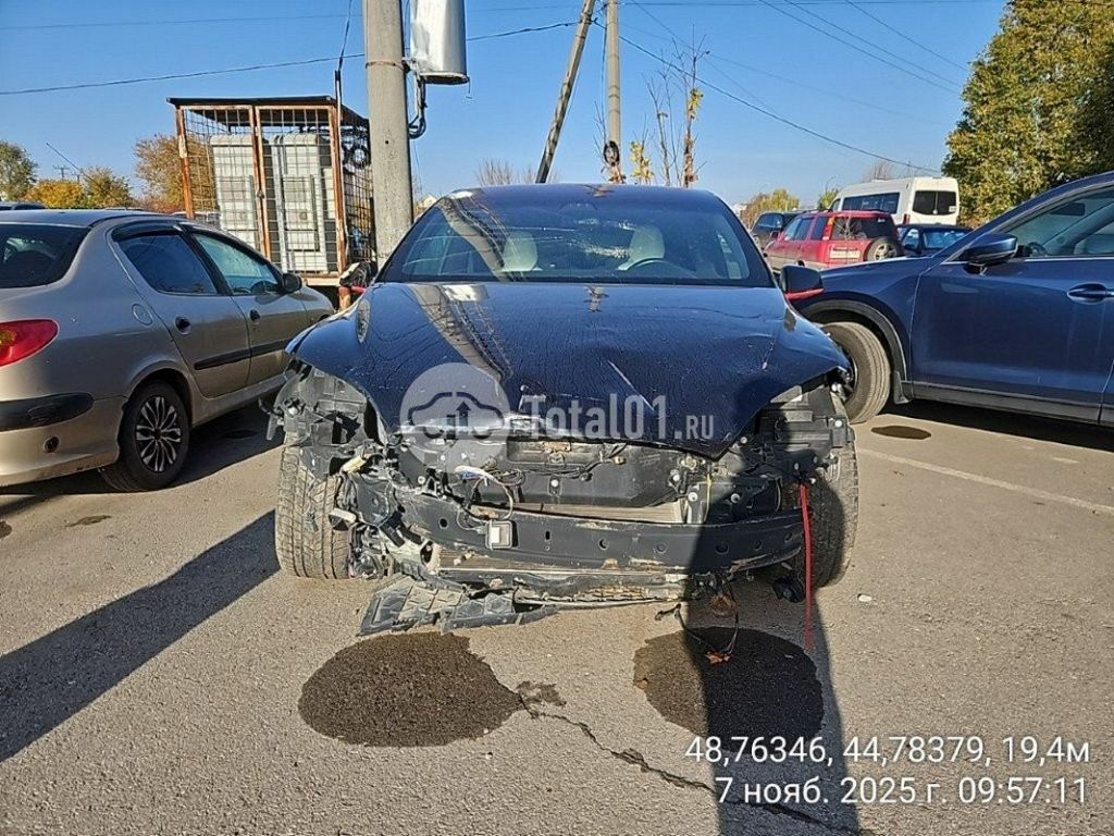 Фото Tesla Model X 10