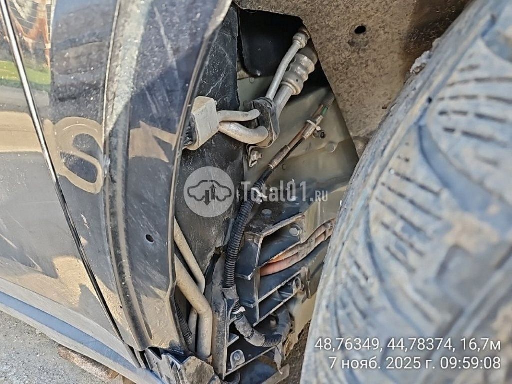 Фото Tesla Model X 30