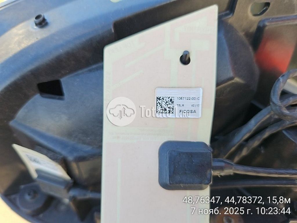 Фото Tesla Model X 126