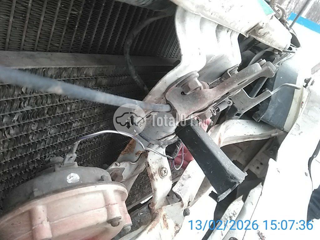 Фото Nissan Expert 42