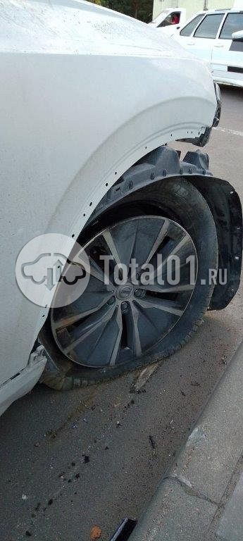 Фото Volvo XC90 10