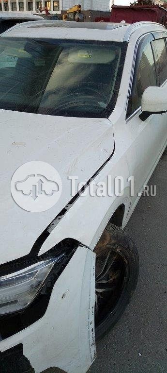 Фото Volvo XC90 30