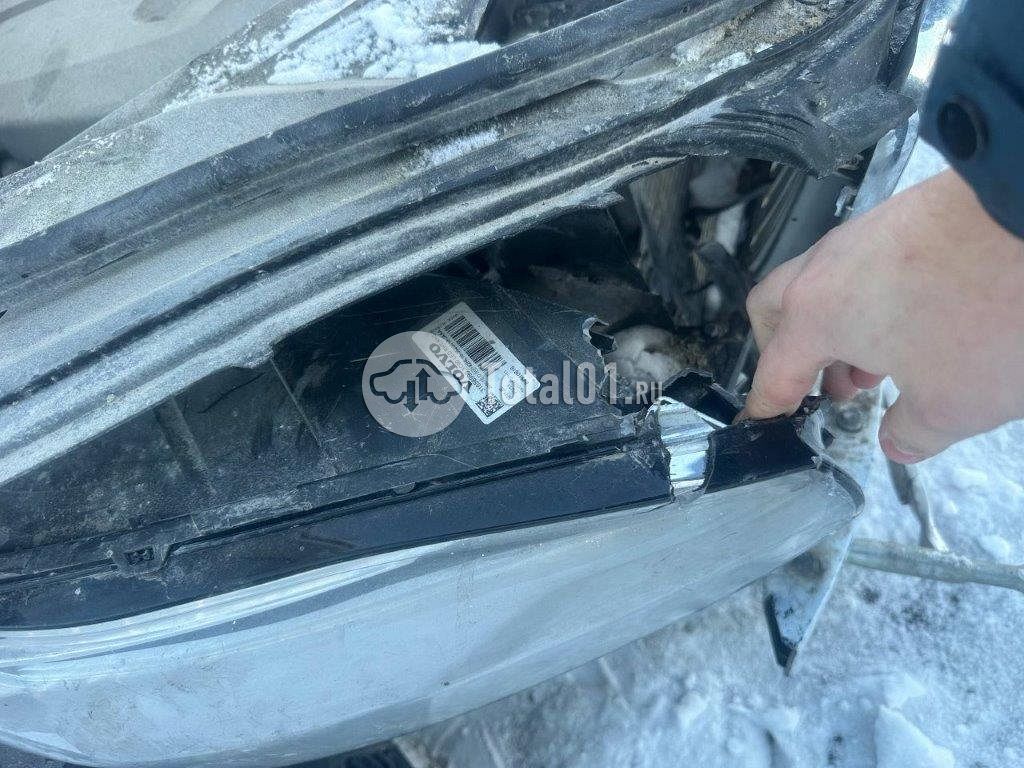 Фото Volvo XC90 76