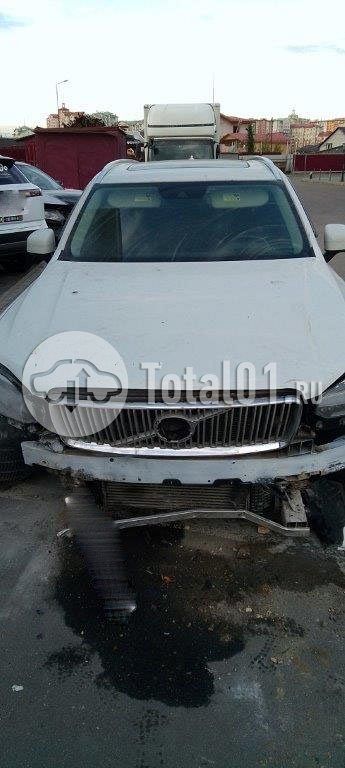 Фото Volvo XC90 212