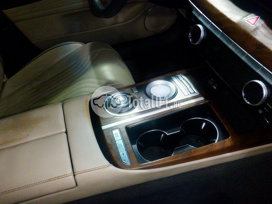 Фото Genesis G80 30