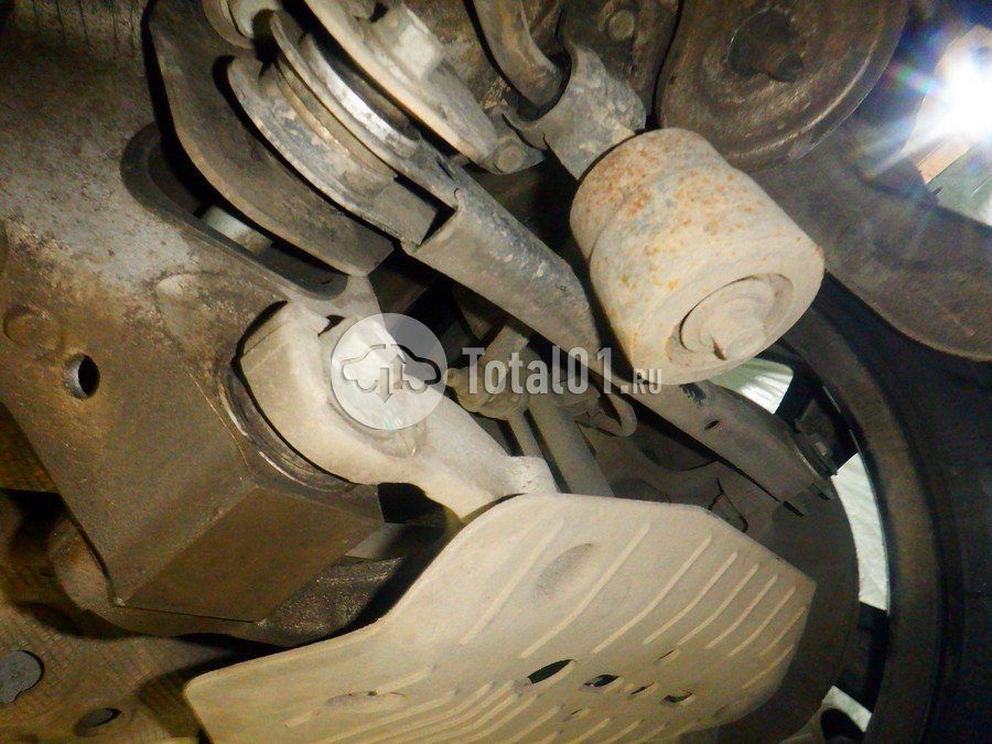 Фото Genesis G80 310