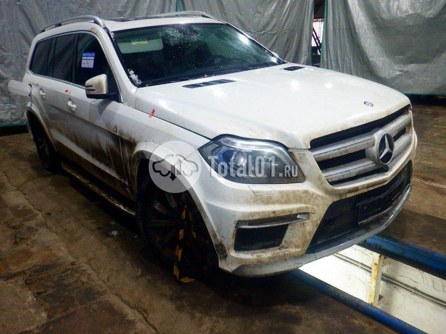 Фото Mercedes-Benz GL-класс 2