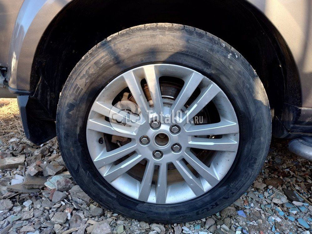 Фото Land Rover Discovery  4 16