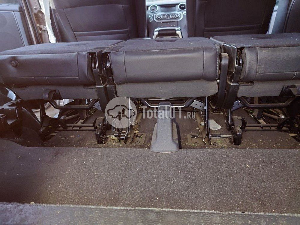 Фото Land Rover Discovery  4 44