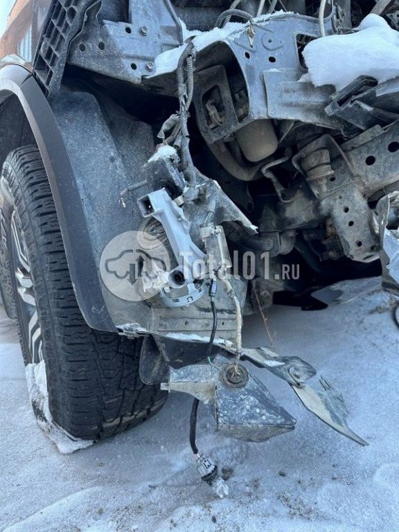 Фото Toyota Fortuner 16