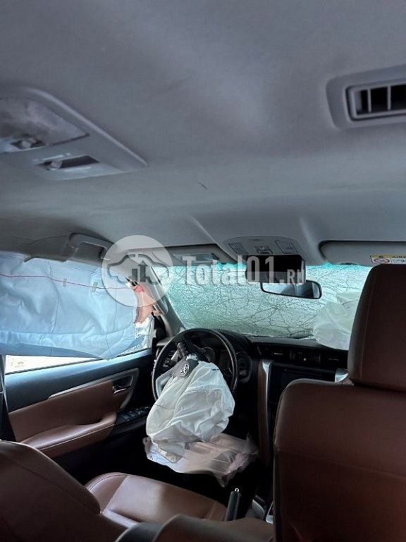 Фото Toyota Fortuner 42