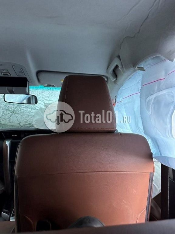 Фото Toyota Fortuner 68