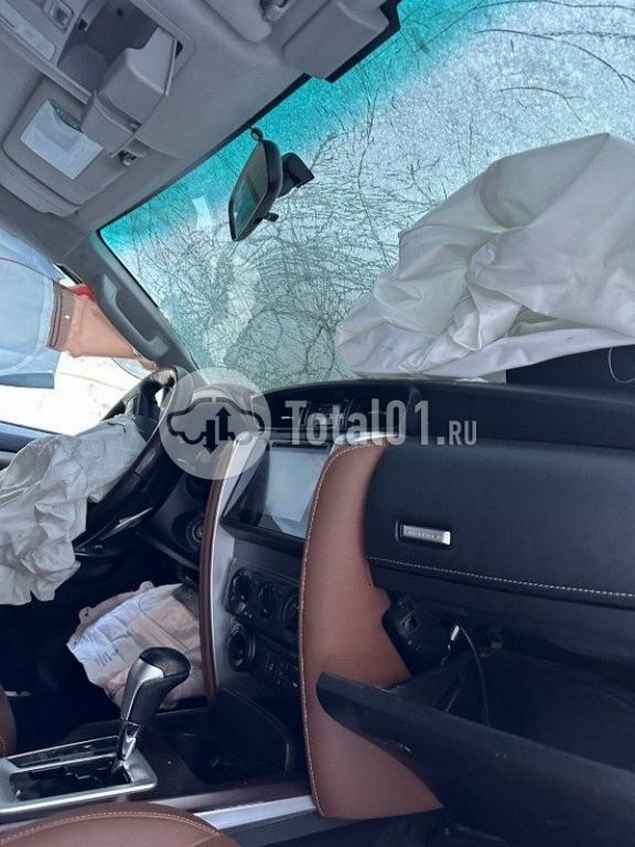 Фото Toyota Fortuner 184