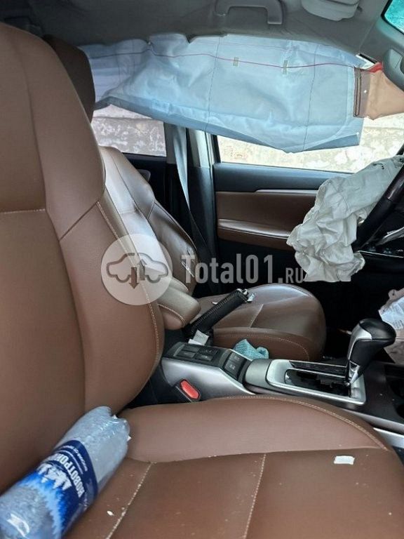 Фото Toyota Fortuner 192