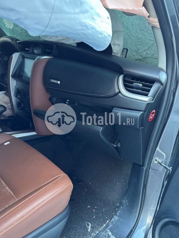 Фото Toyota Fortuner 224