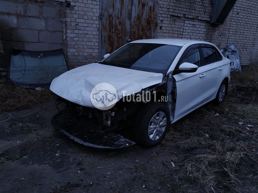 Фото Geely Emgrand 4