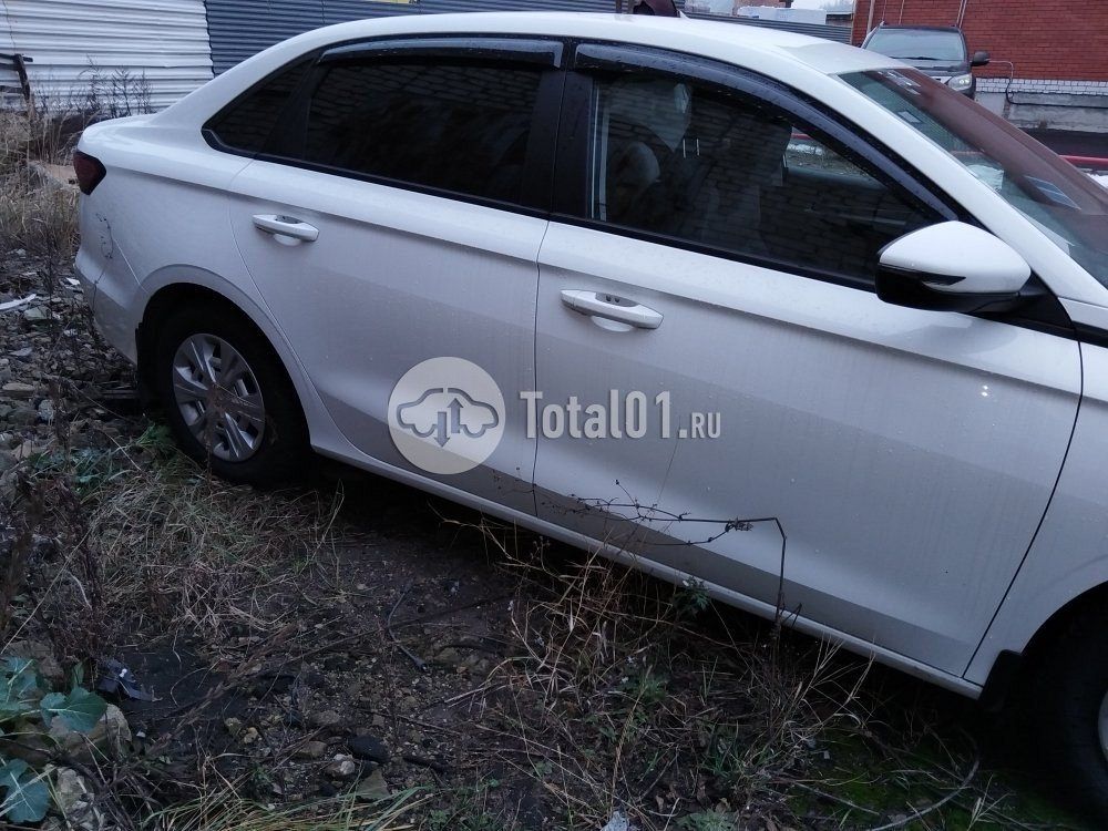 Фото Geely Emgrand 38