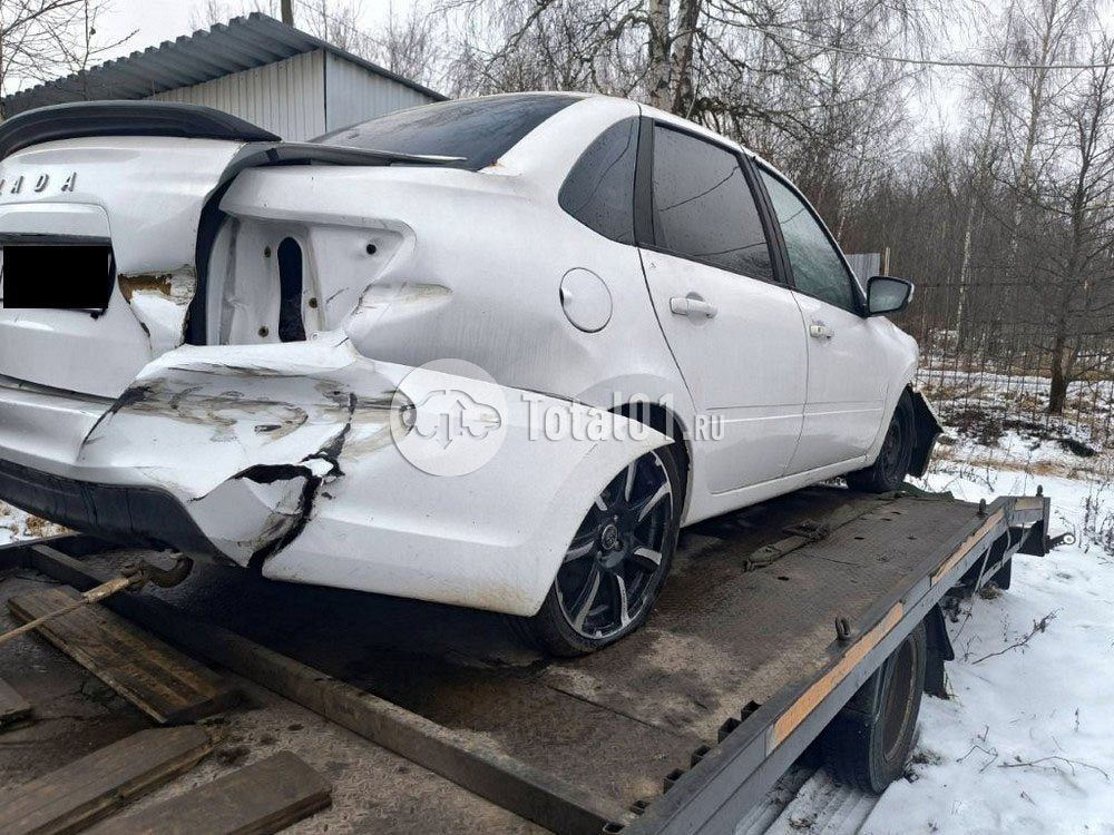 Фото ВАЗ (LADA) Granta 18