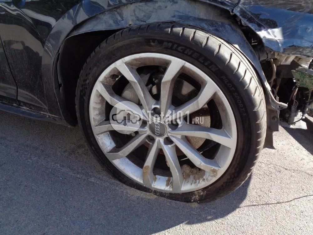 Фото Audi A4 104