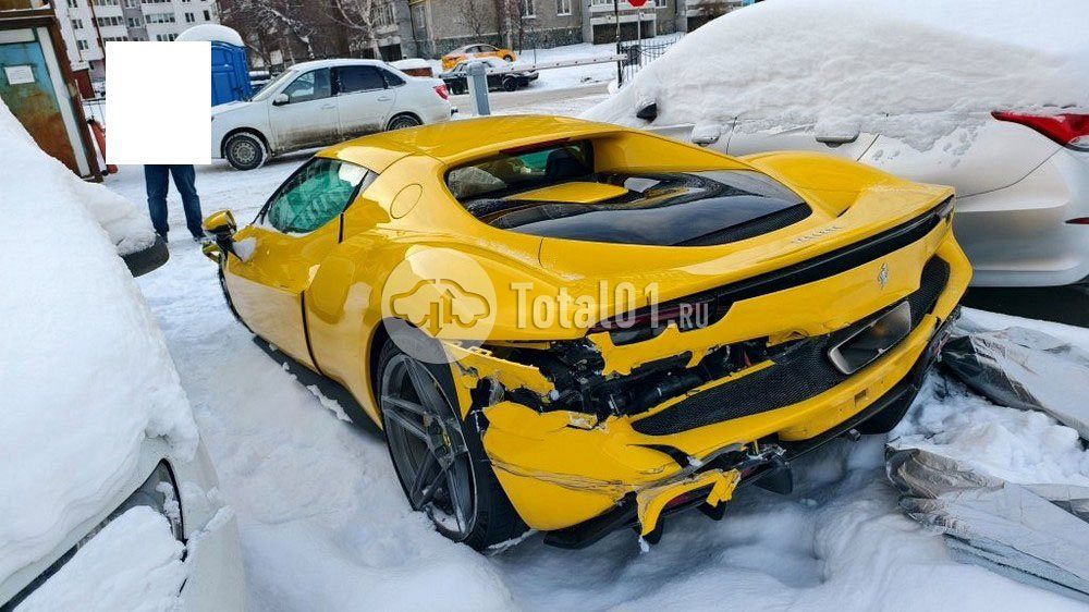 Фото Ferrari 296 GTB 12