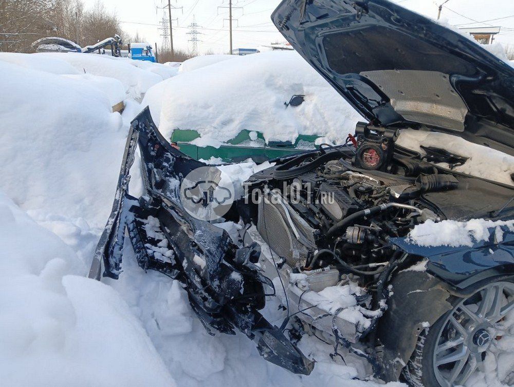 Фото Mercedes-Benz S-класс AMG 130
