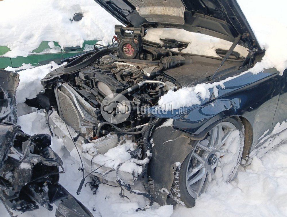 Фото Mercedes-Benz S-класс AMG 132