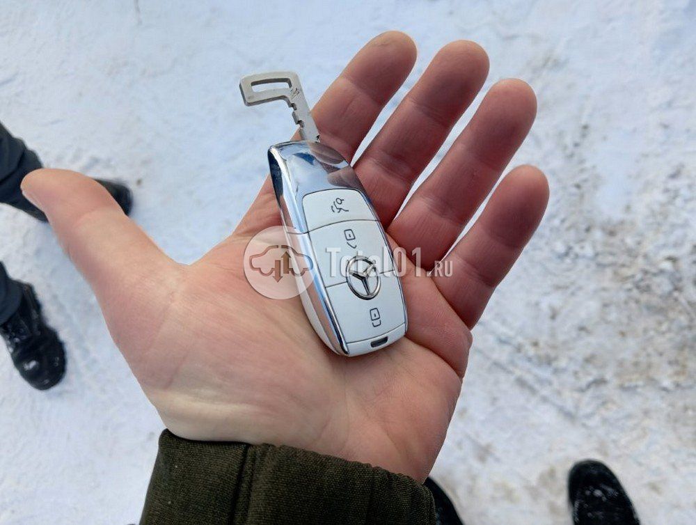 Фото Mercedes-Benz S-класс AMG 310