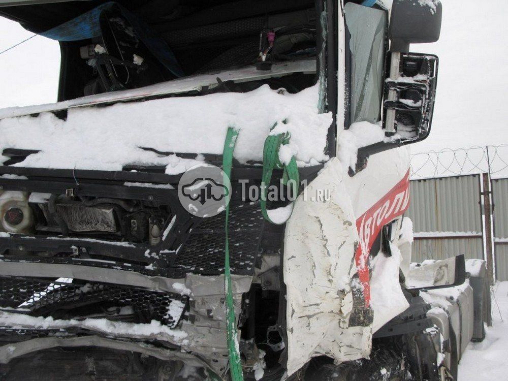 Фото Scania R-Series 72