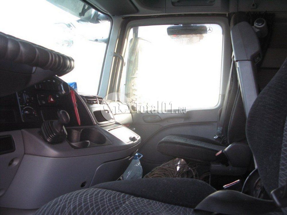 Фото Mercedes-Benz Actros 68