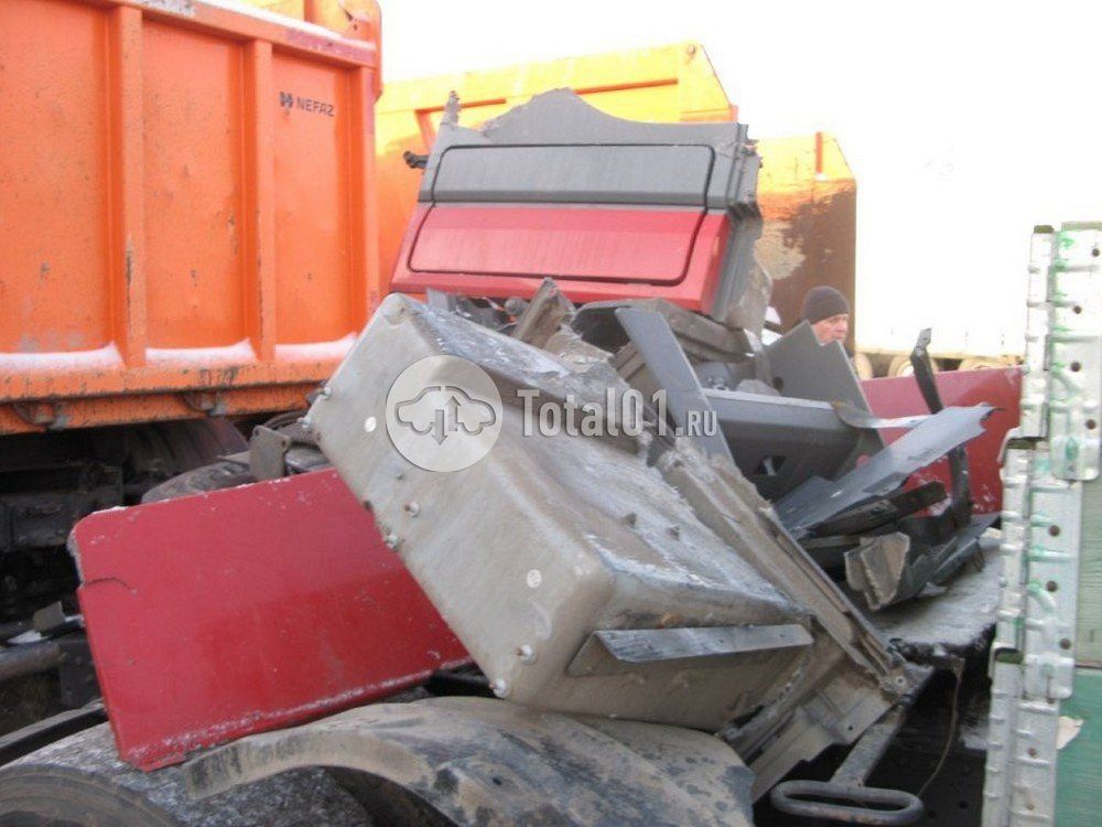 Фото Mercedes-Benz Actros 84