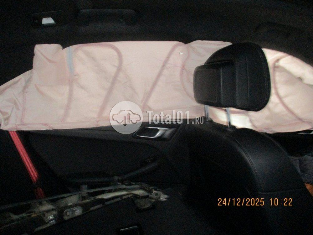 Фото Porsche Macan 30